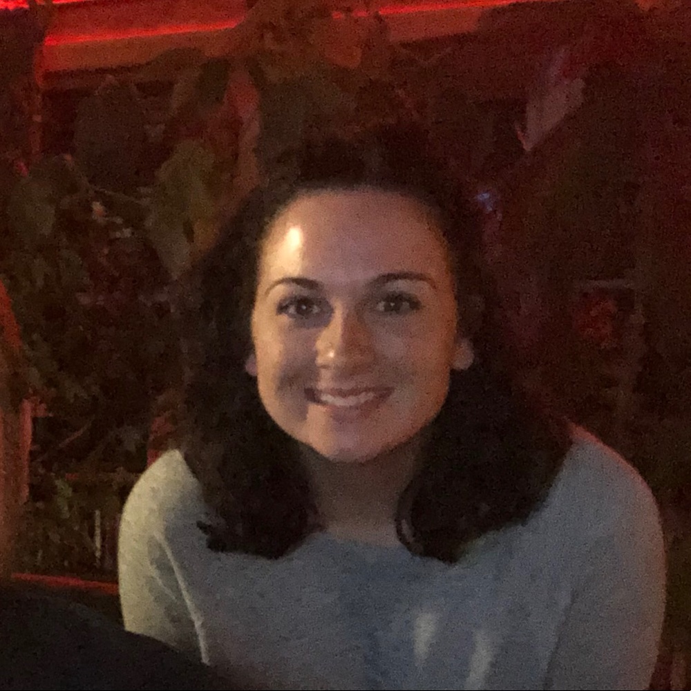 Meet your Posher, Cassandra